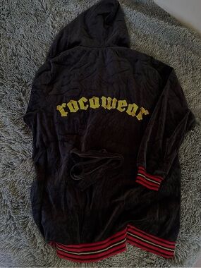 Rocawear Black Hooded Sleepwear Robe with Gold Logo and Red Trim